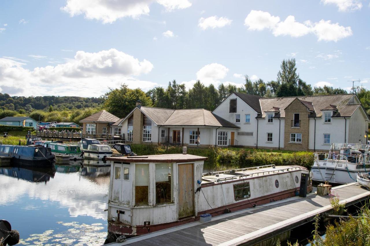 The Boat House Hotel Kilsyth Exterior photo